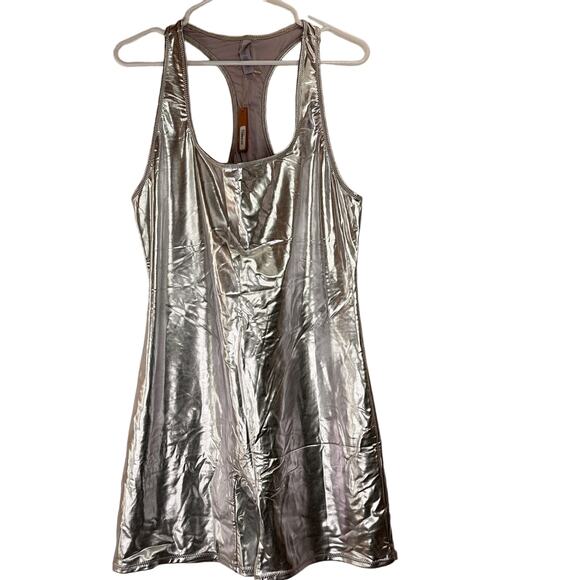Skims Metallic Silver Racerback Cycle Suit Size 4X New with tags - Picture 2 of 5